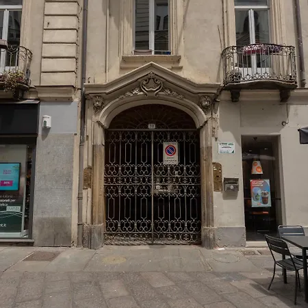 Garibaldi By Wonderful Italy トリノ