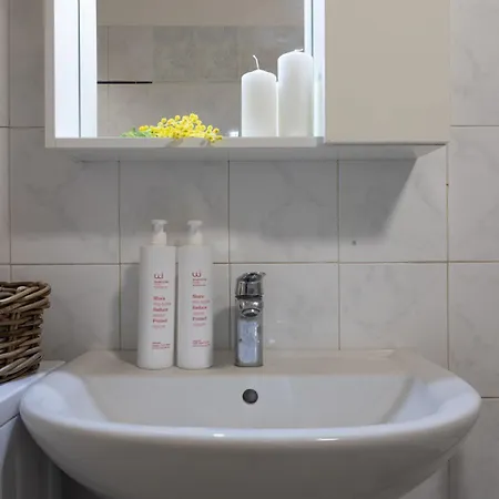 Garibaldi By Wonderful Italy * トリノ