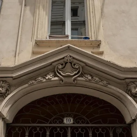 Garibaldi By Wonderful Italy * トリノ