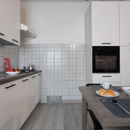 Garibaldi By Wonderful Italy アパート トリノ